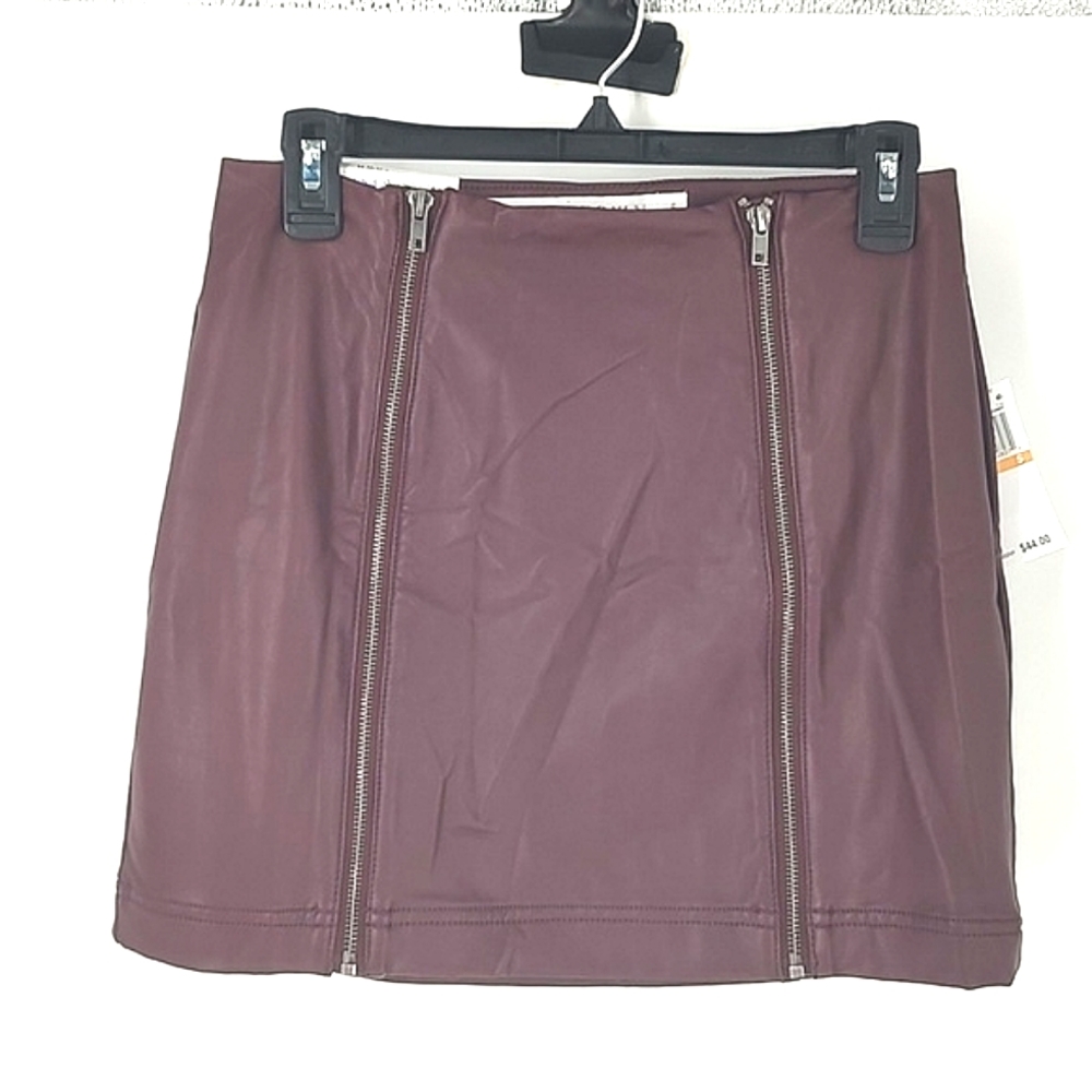 NWTS Hippie Rose Teen Spirit Faux Purple Leather Zipper Skirt, Size S Jr